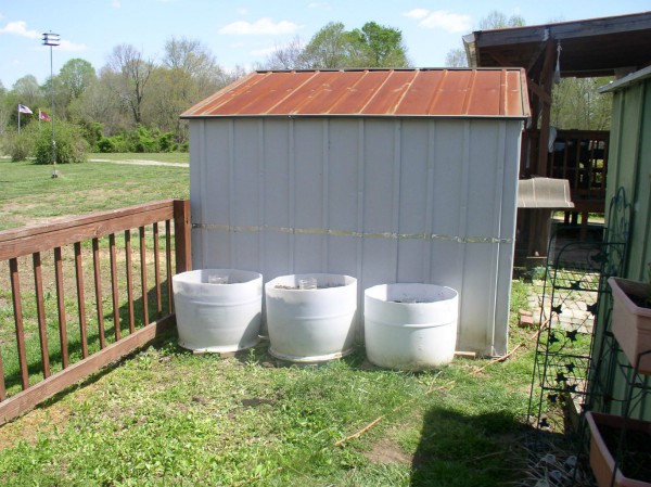 Easy to Maintain Container Garden -haphazardhomemaker.com