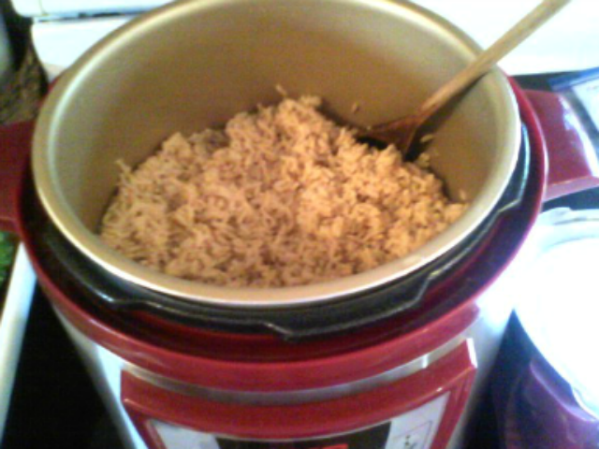 Cooking Brown Rice in an Instant Pot -haphazardhomemaker.com