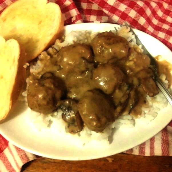 Baked Turkey Meatballs with Easy Mushroom Cream Sauce